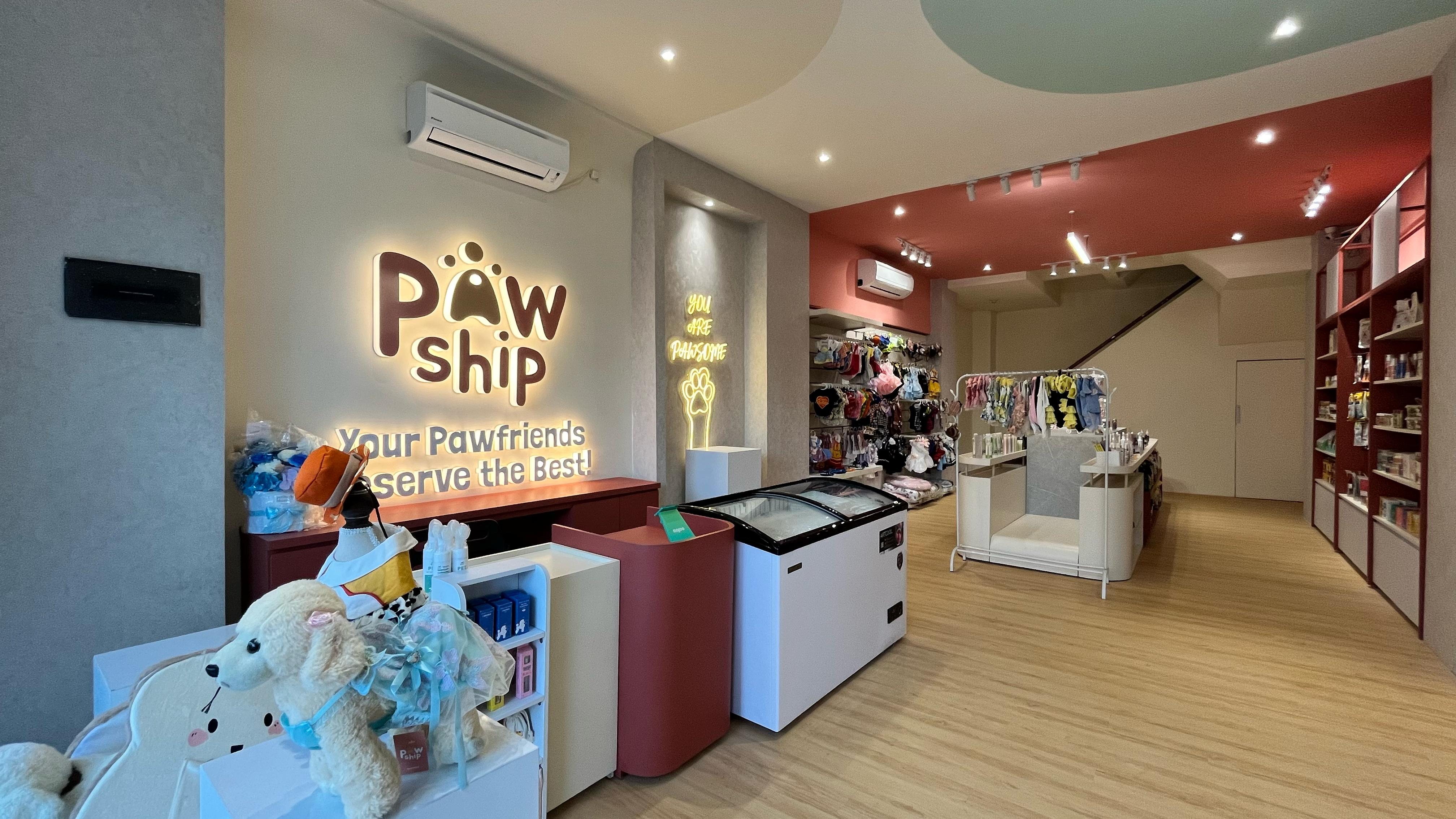 Pawship Store Surabaya exterior